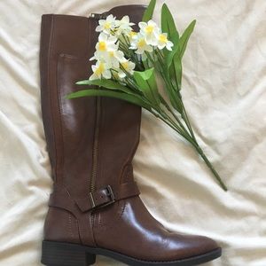 7.5 Brown Leather Riding Boots
